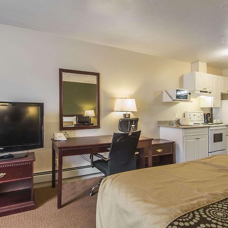 Econo Lodge Inn & Suites High Level Buitenkant foto