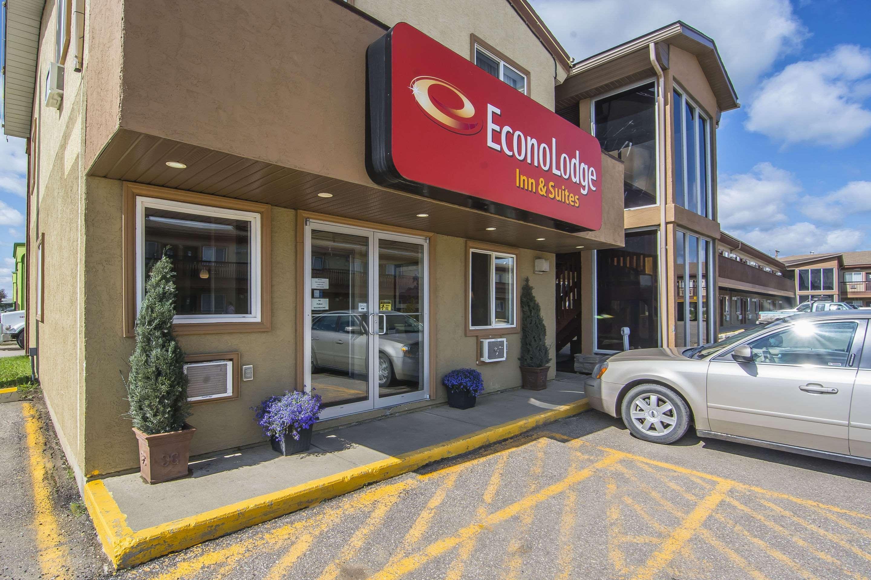 Econo Lodge Inn & Suites High Level Buitenkant foto